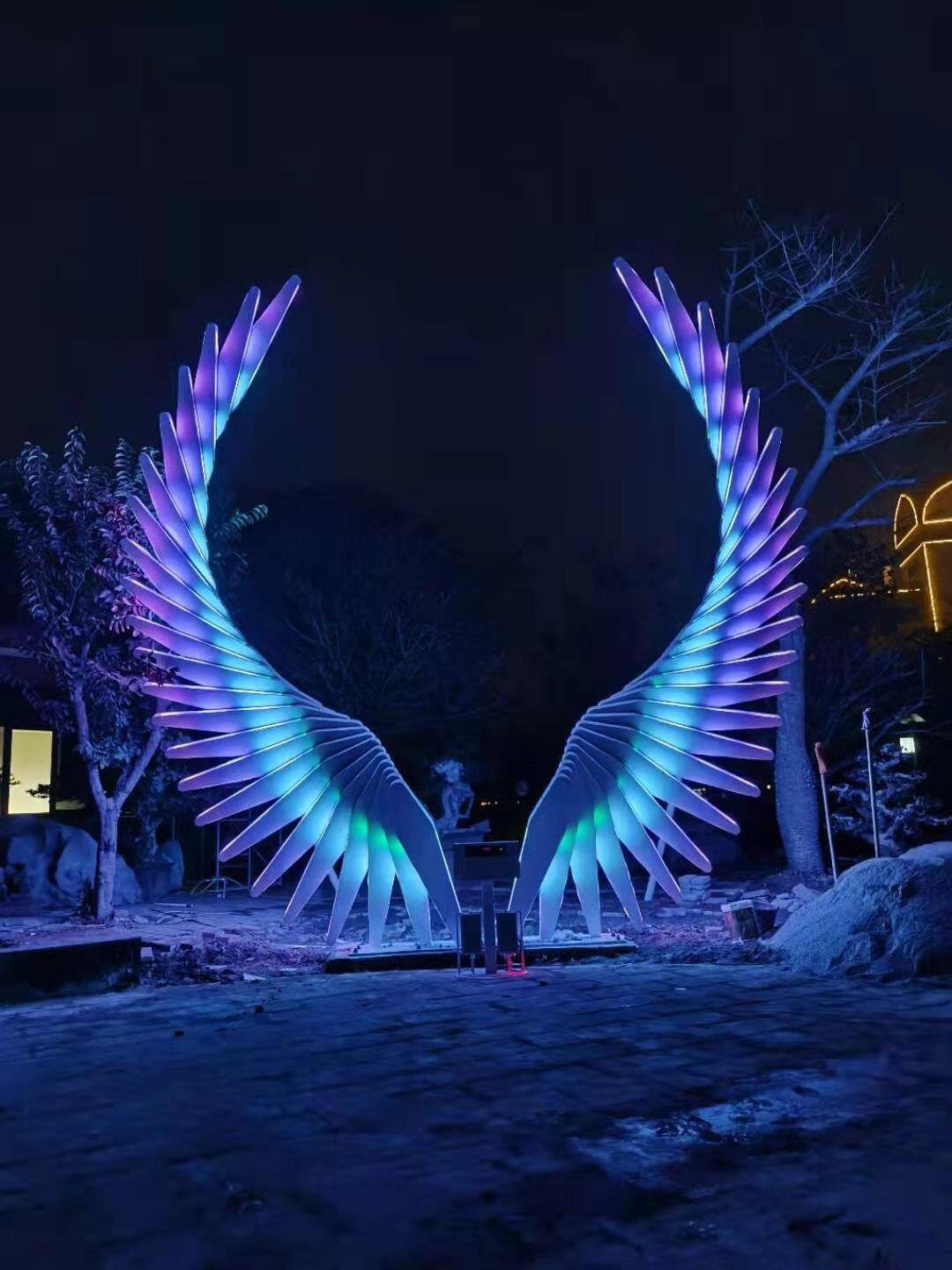 الألعاب التفاعلية بالضوء والصوت