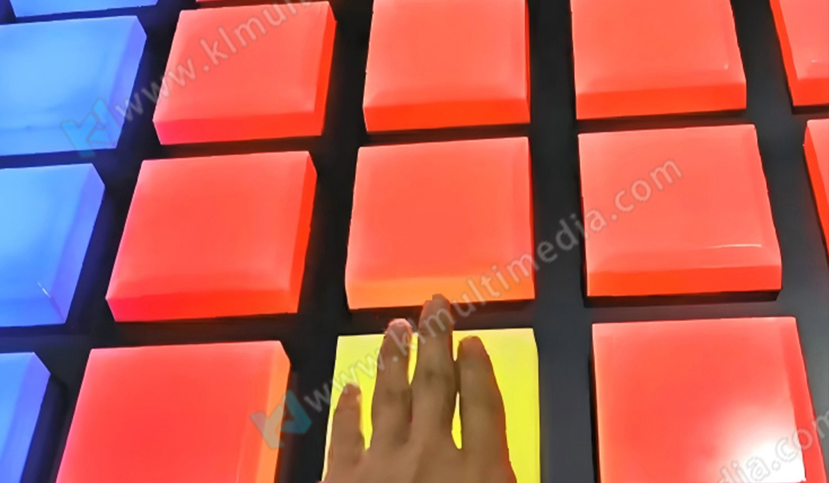 لوحة الحائط الخفيفة الحسية